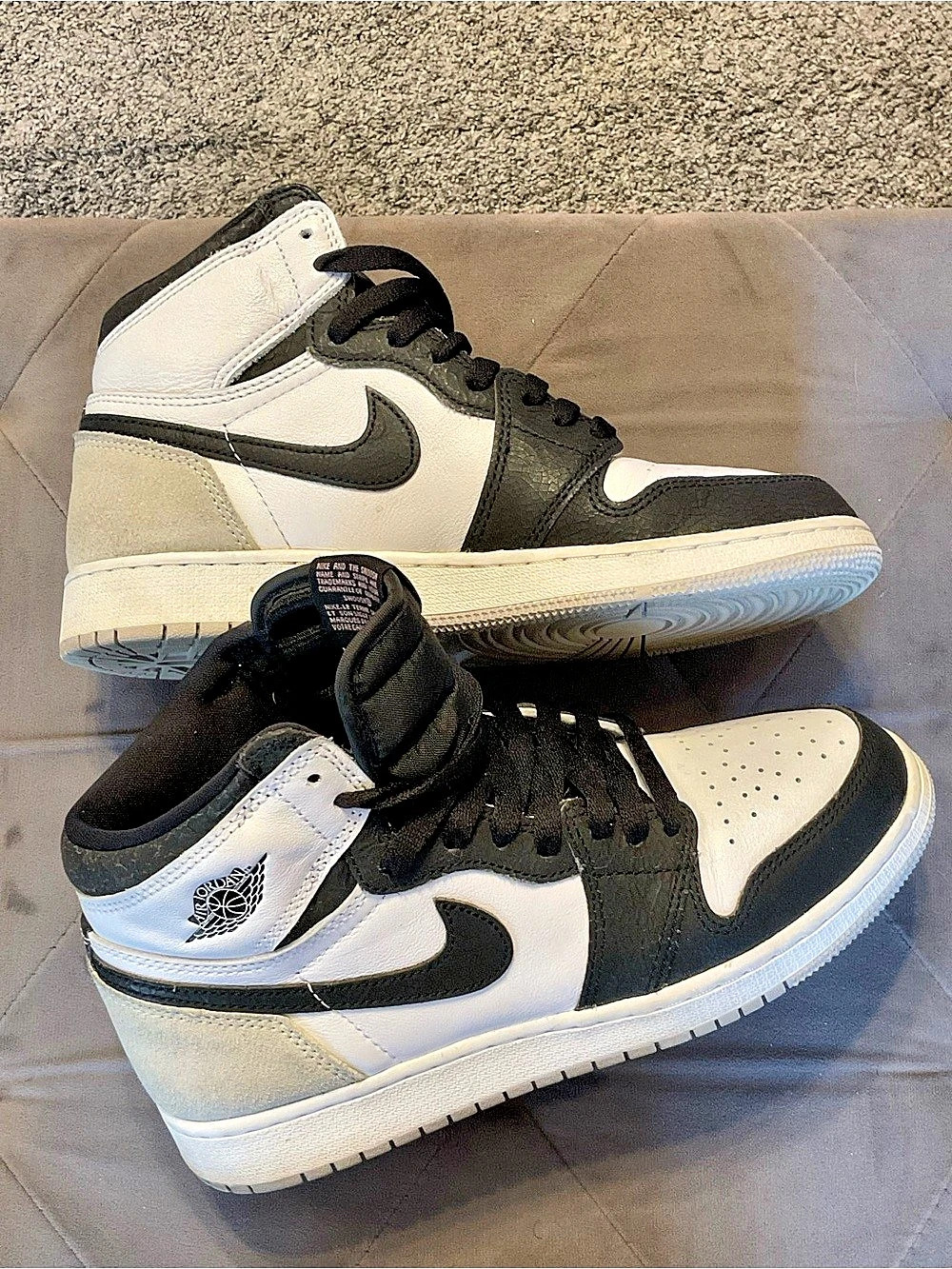 Nike Air Jordan 1 High-Top Sneakers White & Black US 8.5